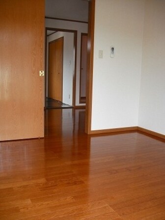 ゼルコヴァの物件内観写真